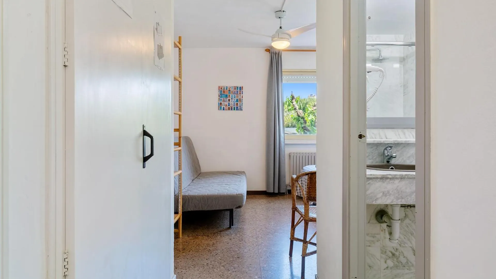 Mimosas, 100M Playa Apartment Salou