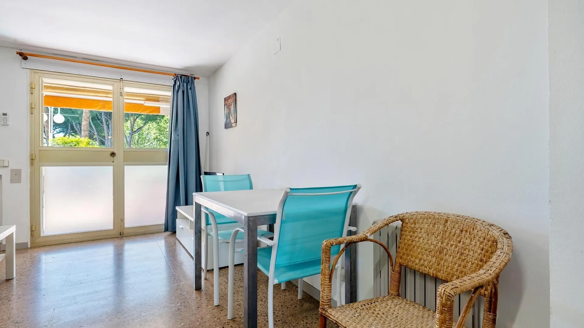 Mimosas, 100M Playa Apartment Salou 0*,  Spain