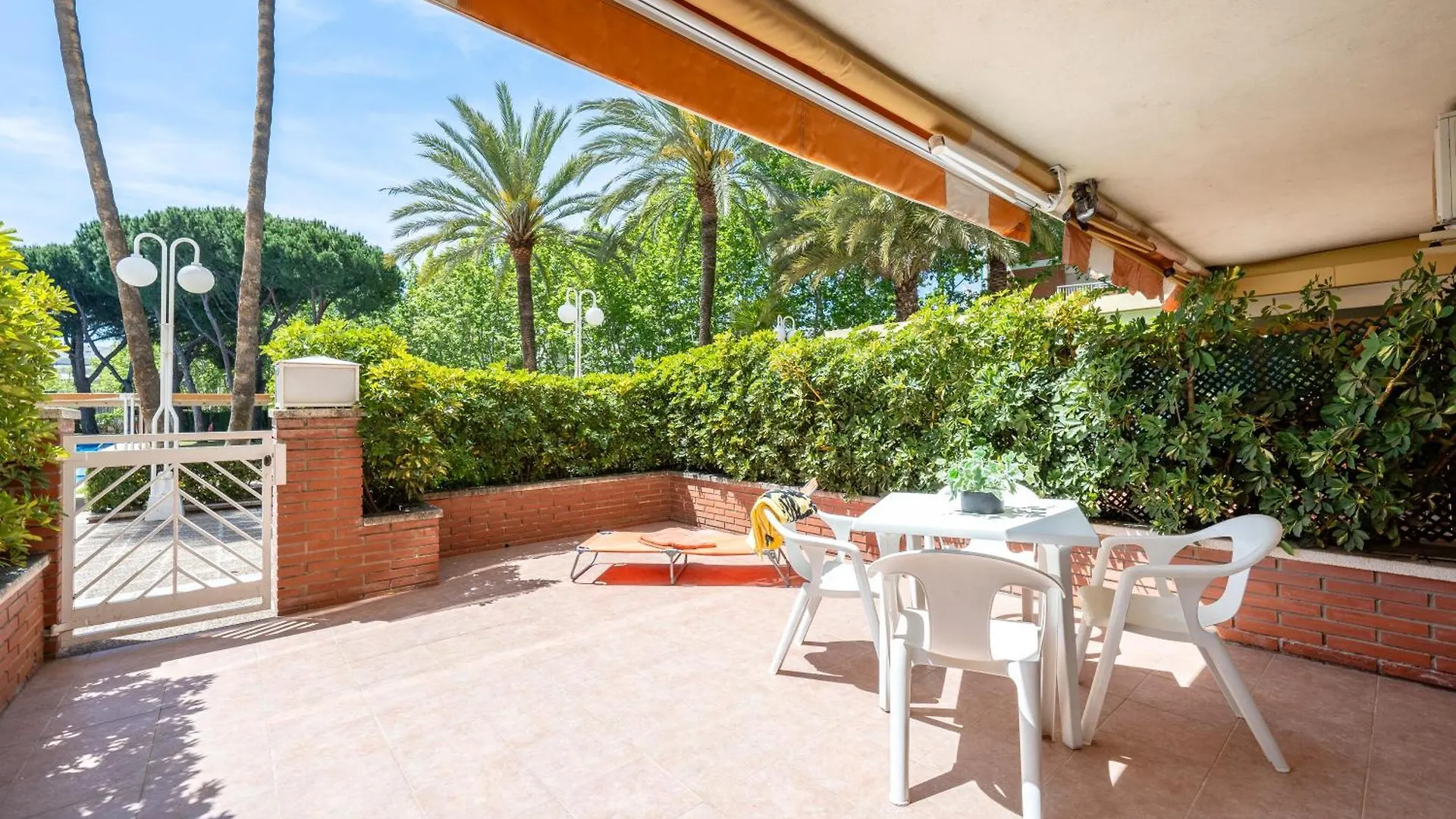 Mimosas, 100M Playa Apartment Salou 0*,