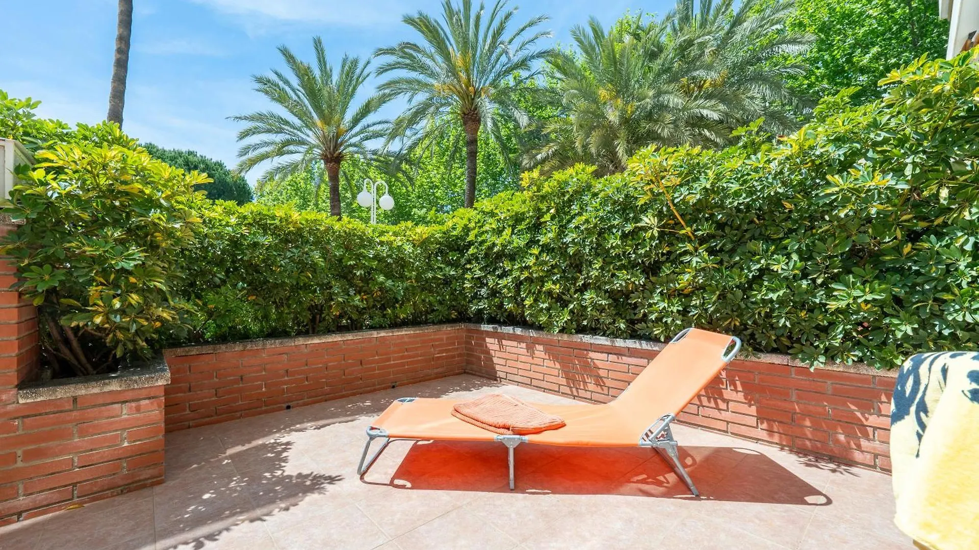 Mimosas, 100M Playa Apartment Salou